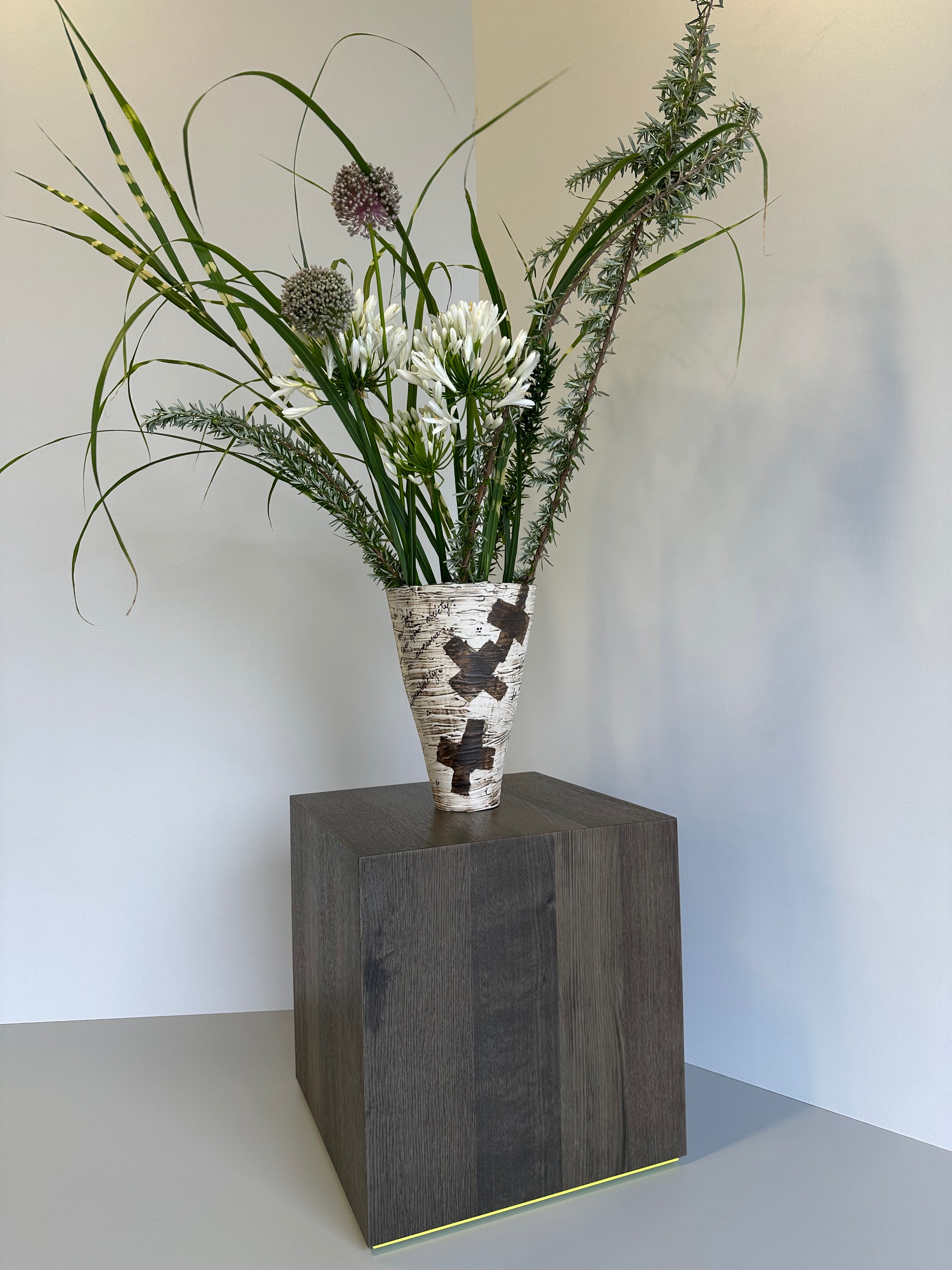 Cube B1 – Sleek Multi-Use Cube for NZ Interiors | Living Design – LIV+