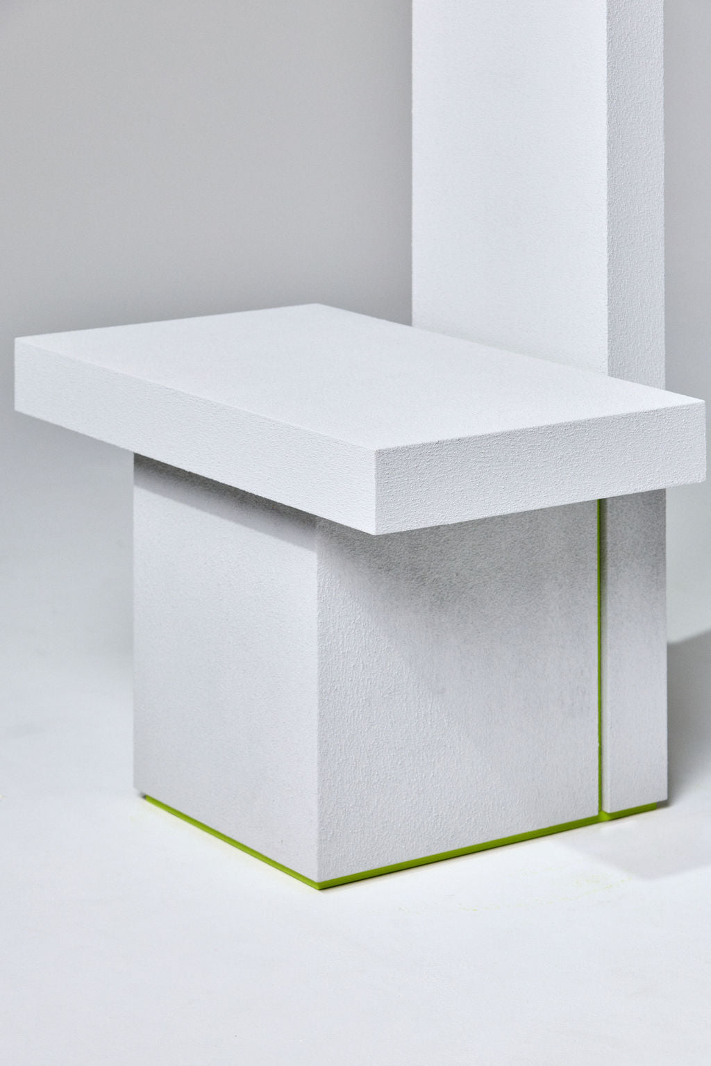 Throne 1