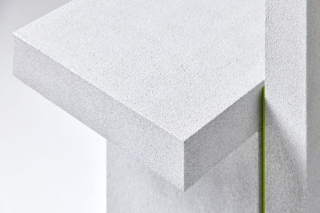 Throne 1