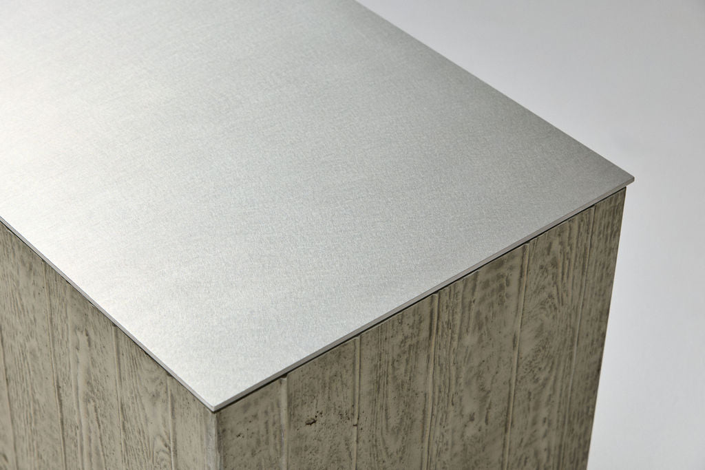 silverTouch® + imi-timber table