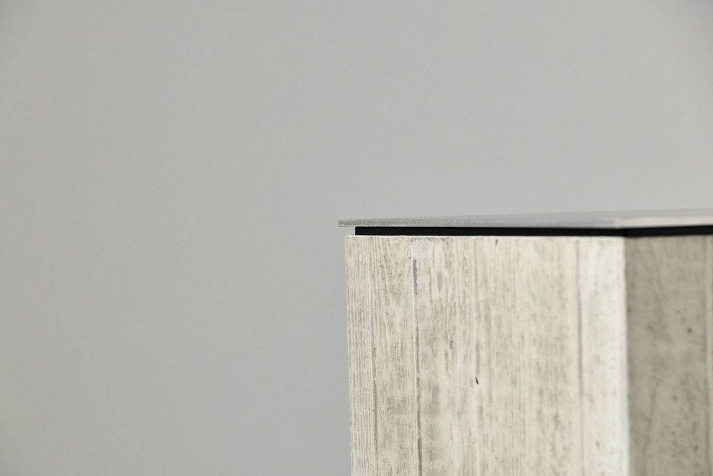 silverTouch® + imi-timber table
