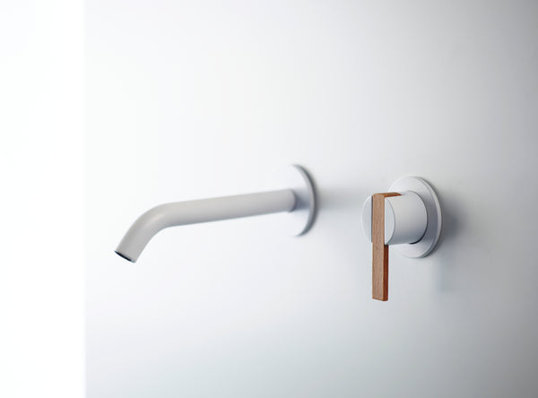 DO19 Wall Mounted Tap